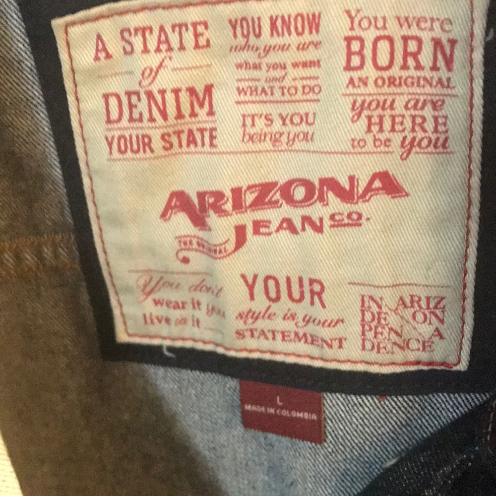 Jean jacket - Picture 2 of 3